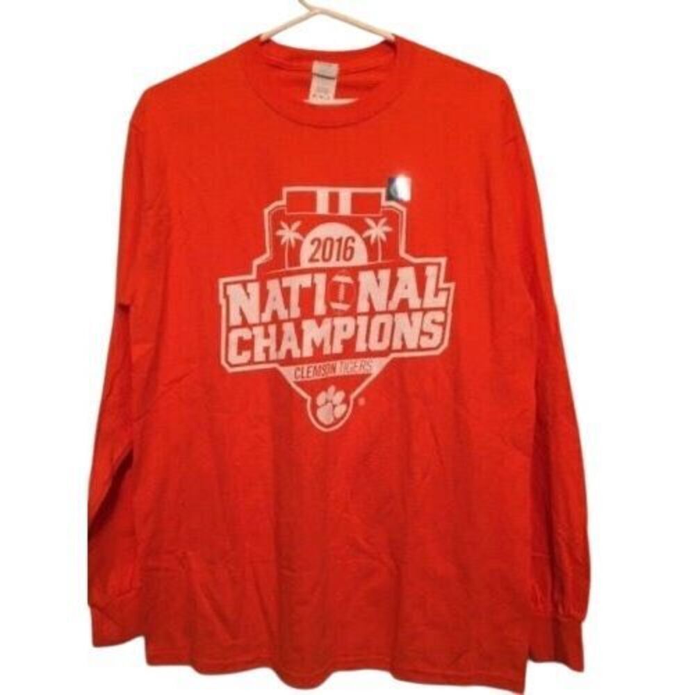 CLEMSON TIGERS 2016 NATIONAL CHAMPIONS SIZE MEDIUM LONG SLEEVED T-SHIRT NEW